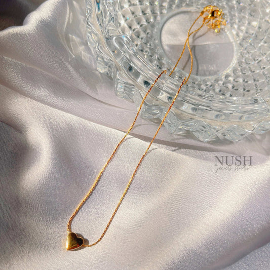 24K Gold plated (anti-tarnish) Dainty Heart necklace