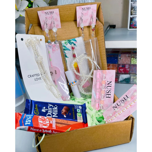 ₹2001 Rakhi Hamper